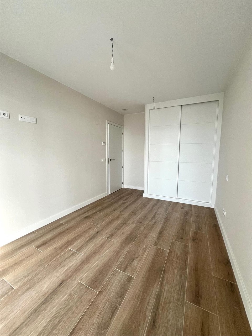 Foto 11 APARTAMENTO EN ALQUILER C/ INES DE BEN, EIRIS-A CORUÑA
