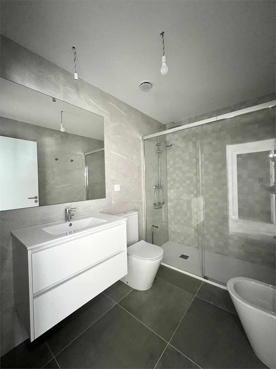 Foto 14 APARTAMENTO EN ALQUILER C/ INES DE BEN, EIRIS-A CORUÑA