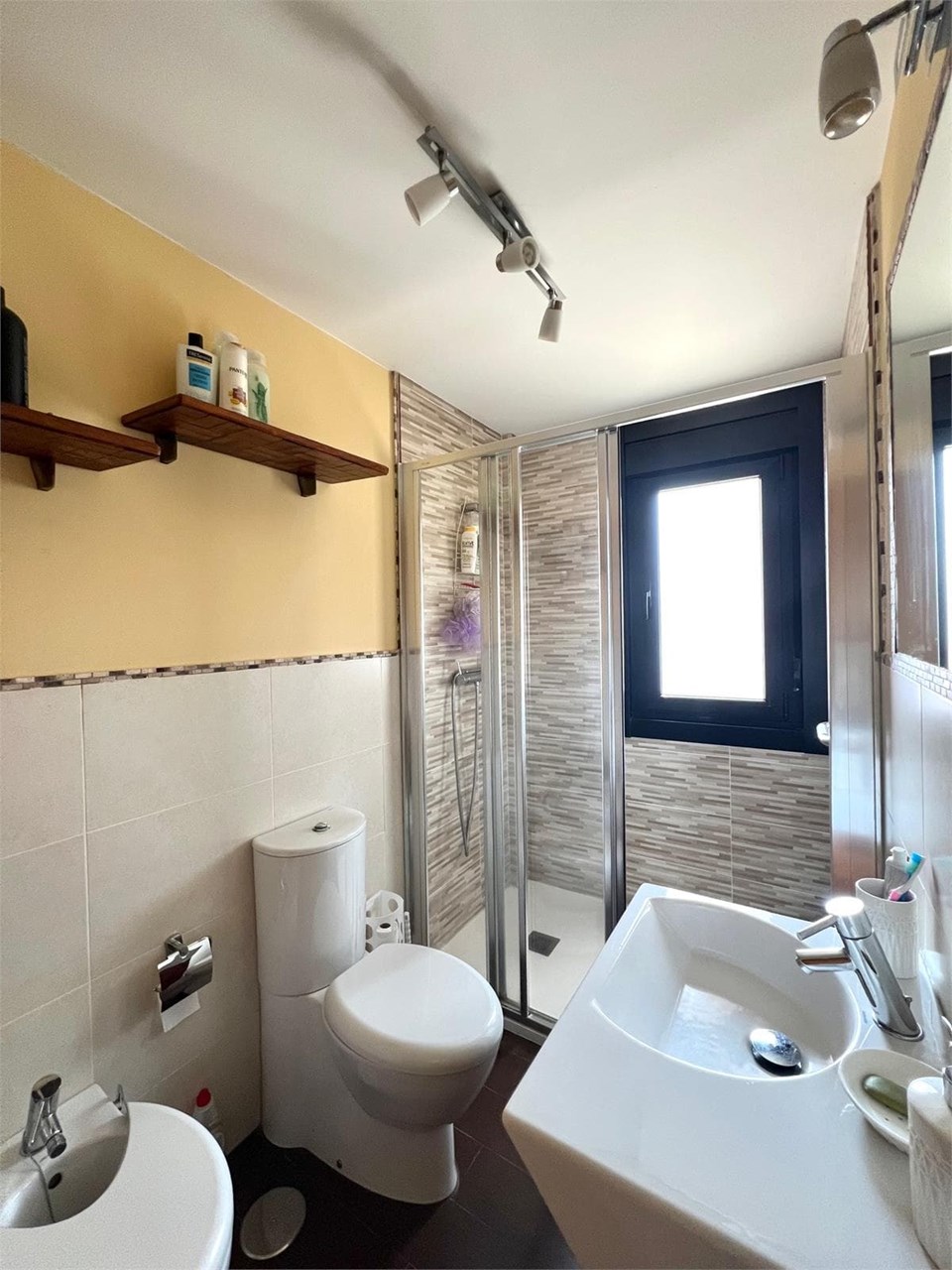 Foto 28 CHALET INDEPENDIENTE EN VENTA EN SAN PEDRO DE NÓS, OLEIROS