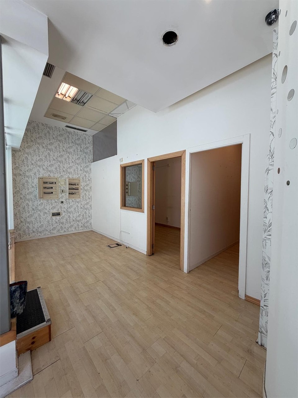 Foto 2 LOCAL EN ALQUILER EN MARQUES DE AMBOAGE, A CORUÑA