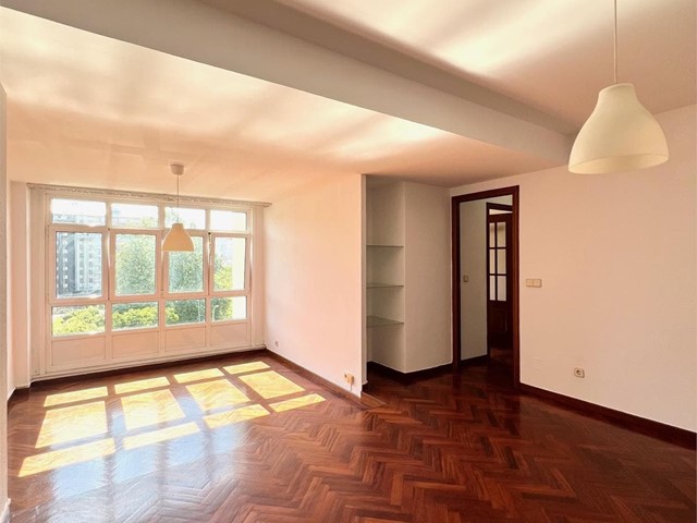 PISO EN ALQUILER EN C/ RAFAEL ALBERTI, ELVIÑA - A CORUÑA