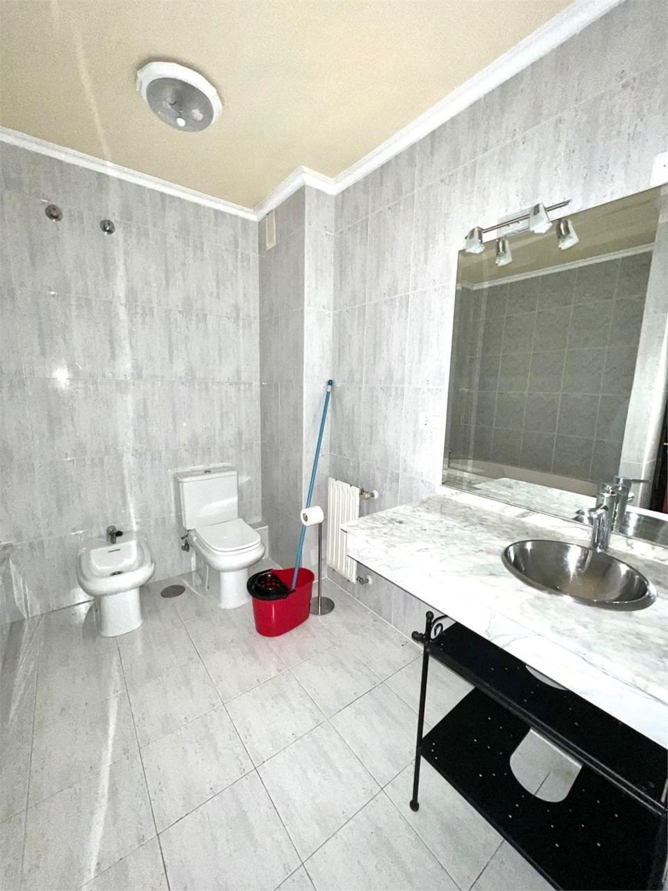 Foto 5 PISO EN ALQUILER EN LUCIANO YORDI DE  CARRICARTE, MATOGRANDE-A CORUÑA