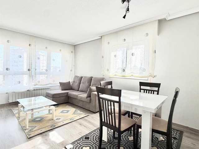 Piso en Avenida de Glasgow, zona Elviña - A Coruña